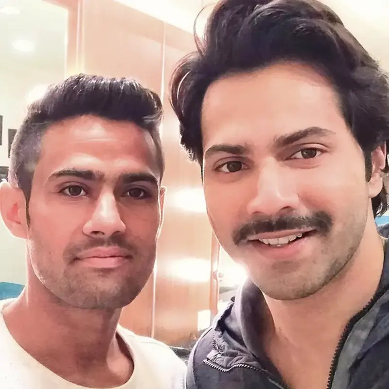 Physiotherapy session with actor Varun Dhawan in Mumbai